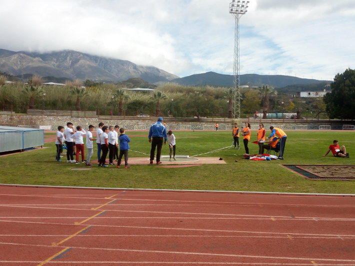 Motril vive la gran fiesta del atletismo de base con los XXII Juegos Escolares en Pista con ms de 300 participantes 